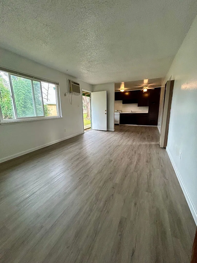 2 bed, 750 sqft, $1,350 — Photo 4