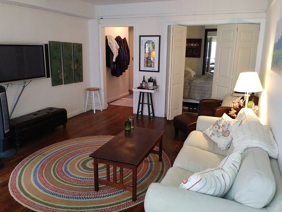 1st image of 304 E 41st St #B905