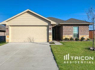 111 Cornell Ave, Farmersville, TX 75442