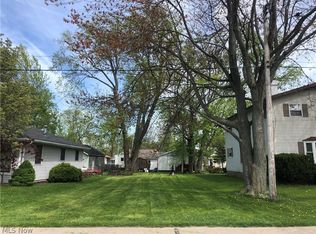 116 Rye Beach Rd, Huron, OH 44839