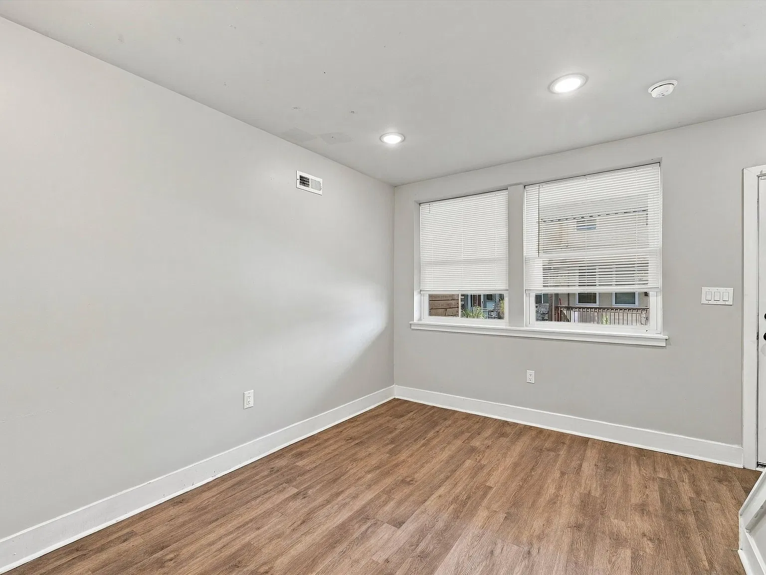 430 Fitzgerald St — Photo 4