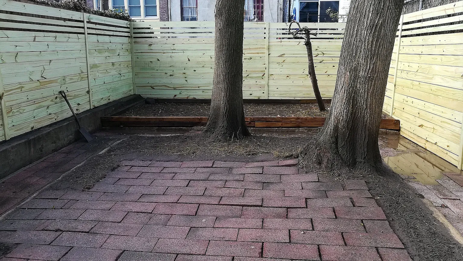 182 Carlton Avenue — Photo 2