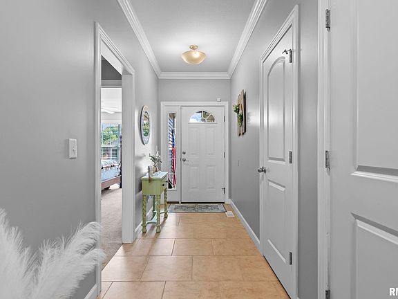 3rd image of 4809 Savoy Dr