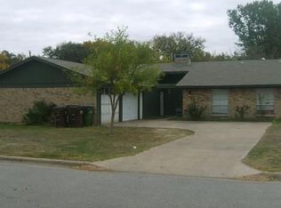 1207 Glenda Dr #A/B, Round Rock, TX 78681