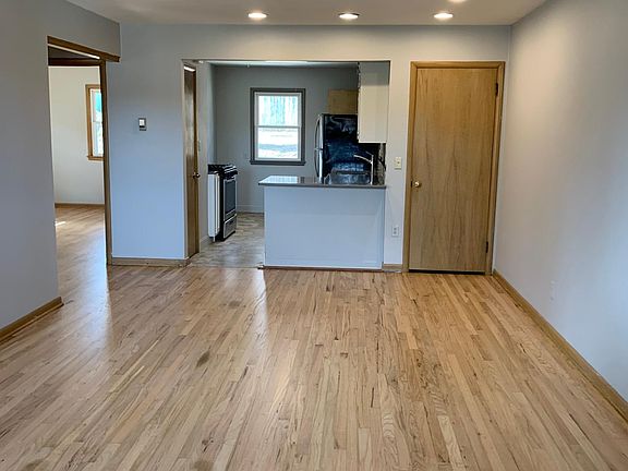 3rd image of 2518 S 48th St