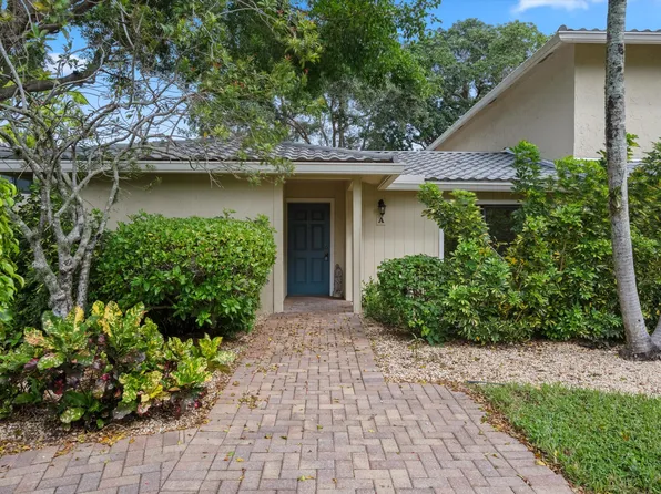 24 A Westgate Ln Lane, Boynton Beach, FL 33436
