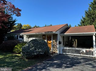 17626 York Rd, Hagerstown, MD 21740