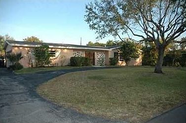 4th image of 14545 SW 85th Ave