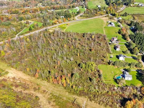 2028 Farm To Market Rd, Endicott, NY 13760