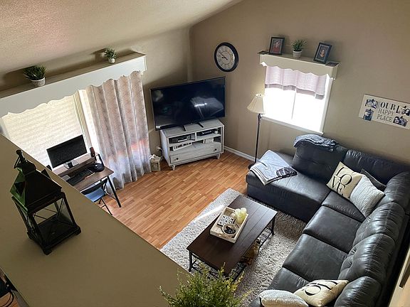 3rd image of 313 Sanderson Ave