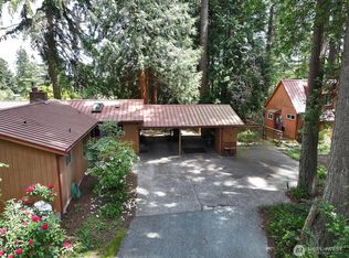 808 Woodsong Ln, Langley, WA 98260