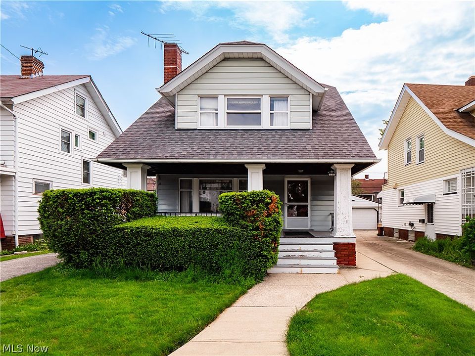 1st image of 2077 Wyandotte Ave