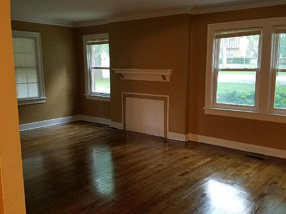 Large Living Room