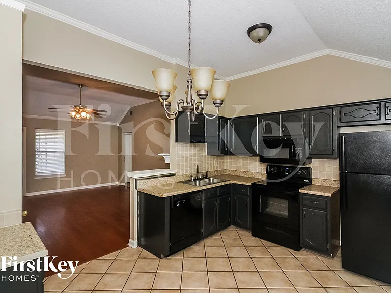 8954 Fulton Ln — Photo 7