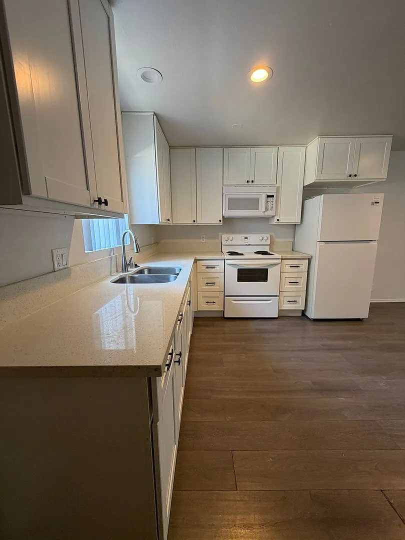 1109-1111 E. Ventura Street, Santa Paula, CA 93060 — Photo 1