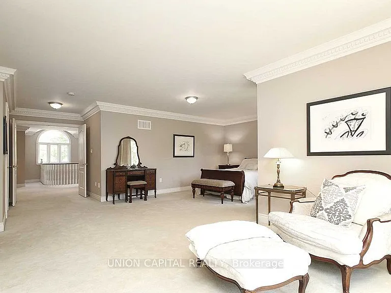 75 Langtry Pl — Photo 16