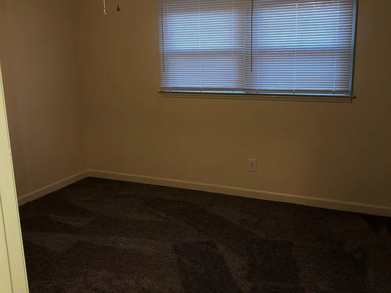 2255 W Clemmonsville Rd — Photo 15