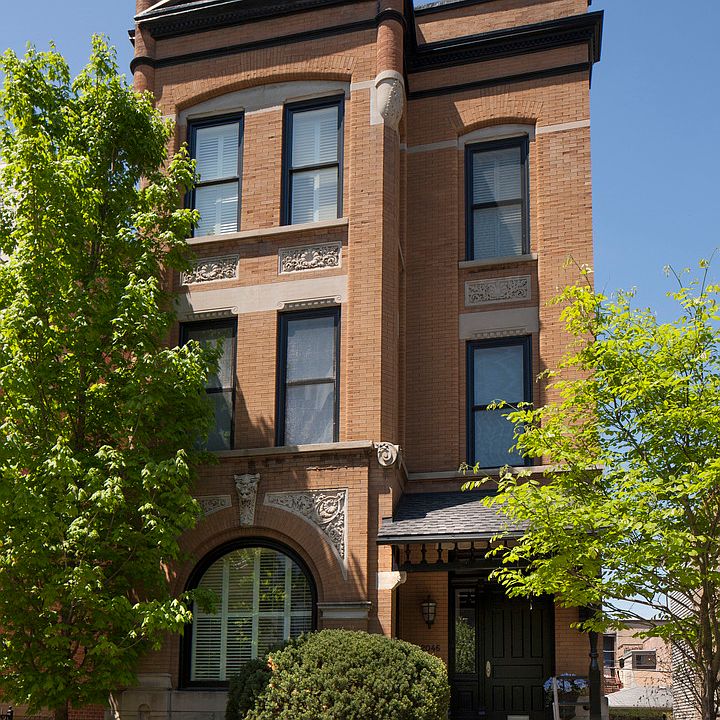 1st image of 2046 N Clifton Ave