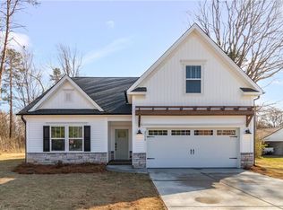 2130 E Holly Grove Rd #1028, Lexington, NC 27292