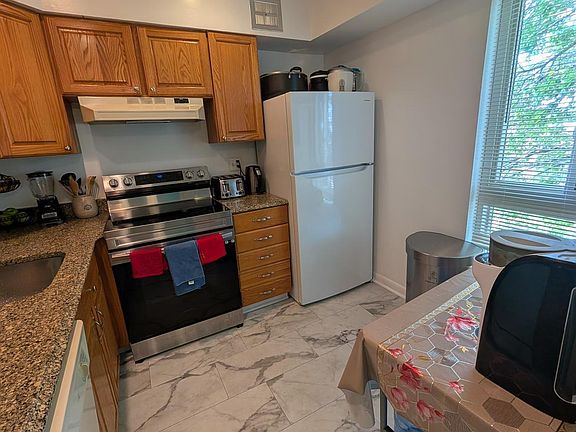 4th image of 3230 Spartan Rd