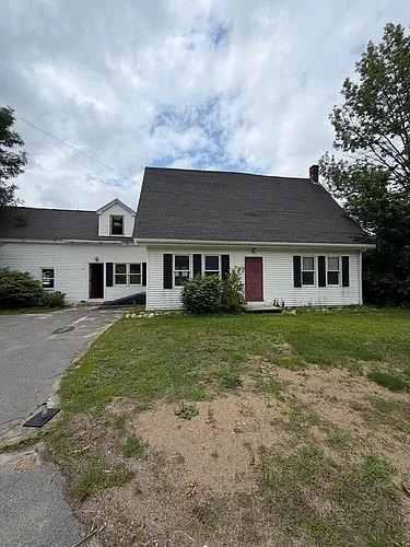 59 Lewiston Rd Photo 1