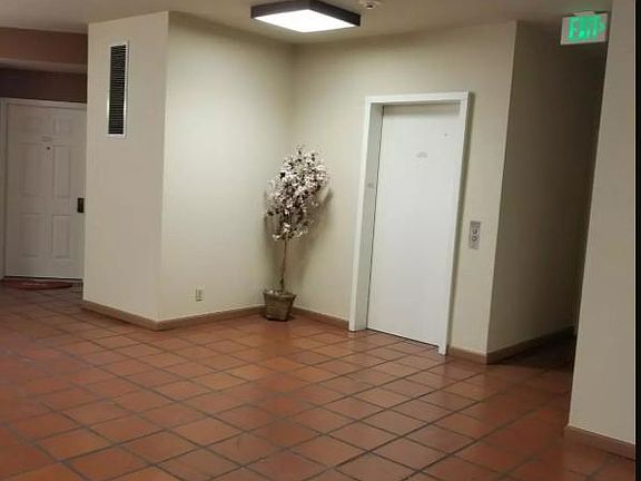 4th image of 25912 Hayward Blvd APT 203