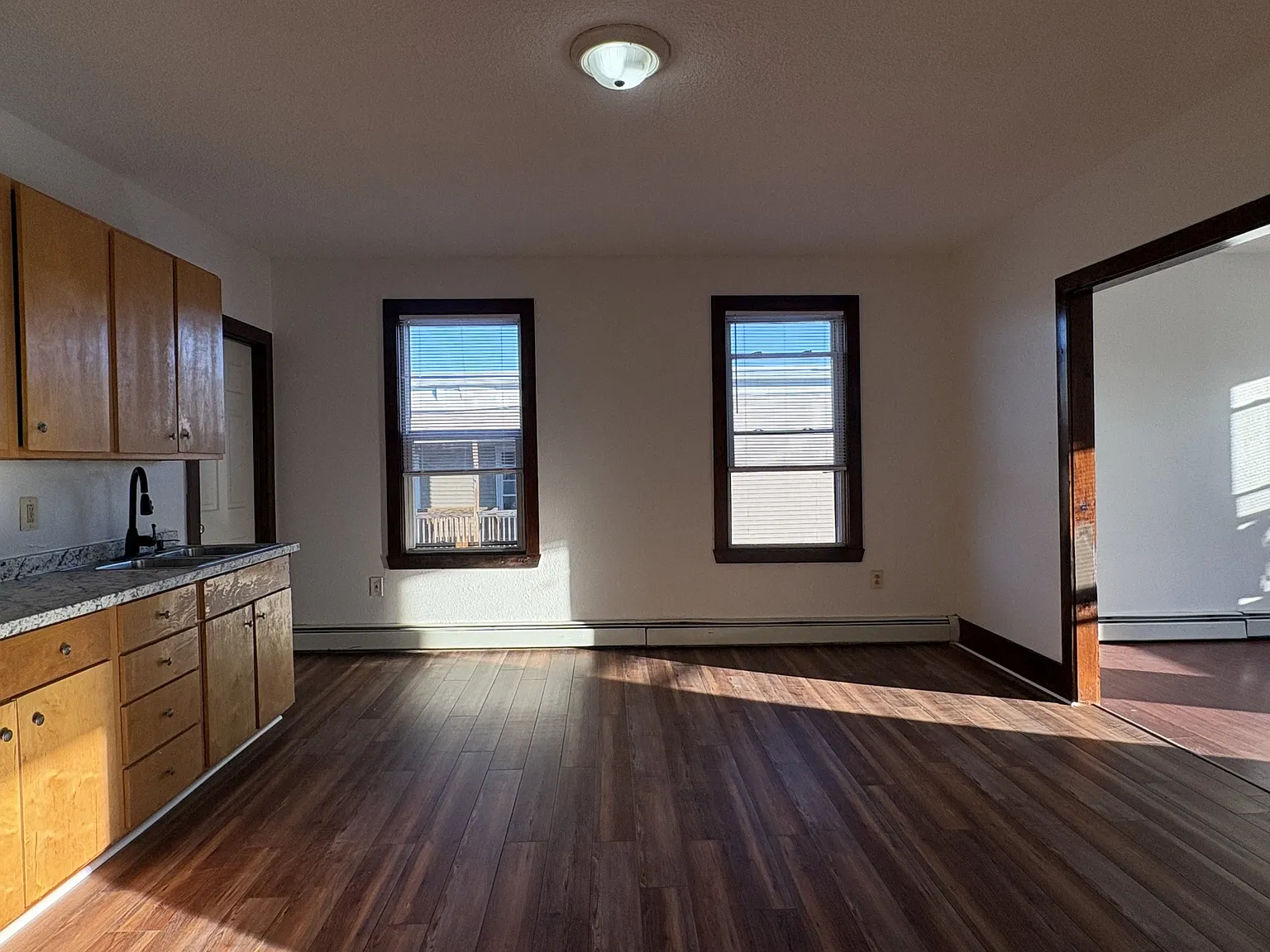 3 bed, $1,450 — Photo 2