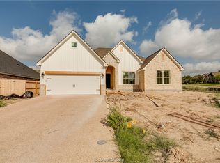 3345 Stoneleigh Rd, Bryan, TX 77808
