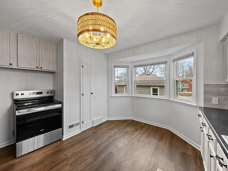3702 N 51st Blvd — Photo 10