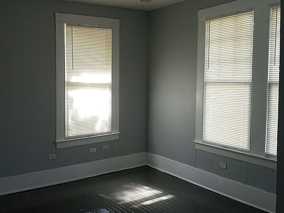 4th image of 2412 McIlhenny St