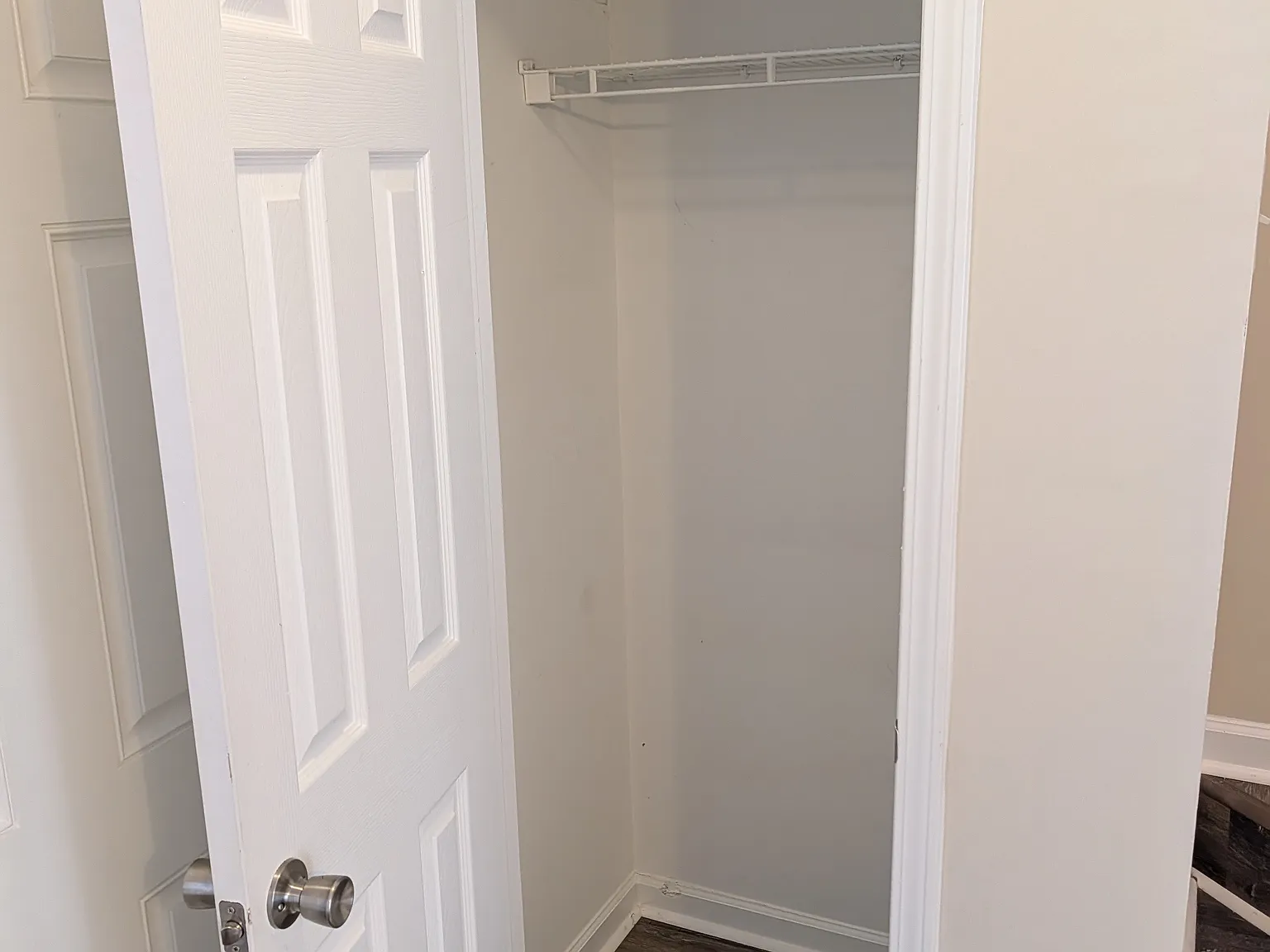 2 bed, 1.5 bath, 1056 sqft, $1,495 — Photo 4