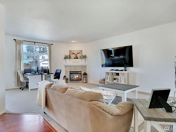 3rd image of 8113 207th St E