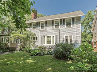 2200 Delaware Dr, Cleveland Heights, OH