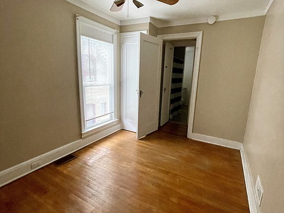 4th image of 66 Tompkins St #11324108