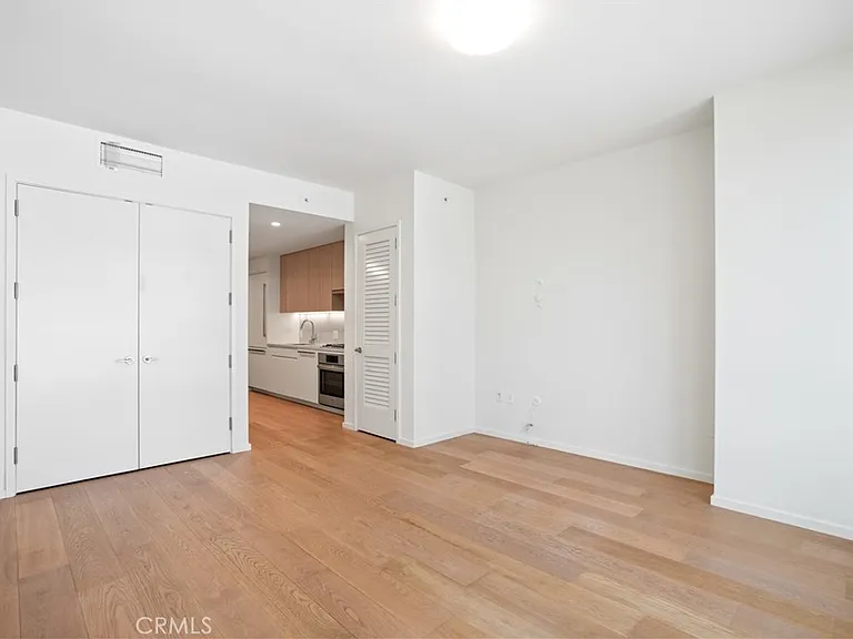 877 Francisco St #717 — Photo 8