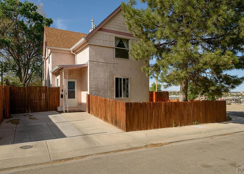 1st image of 233 Nelson Ave