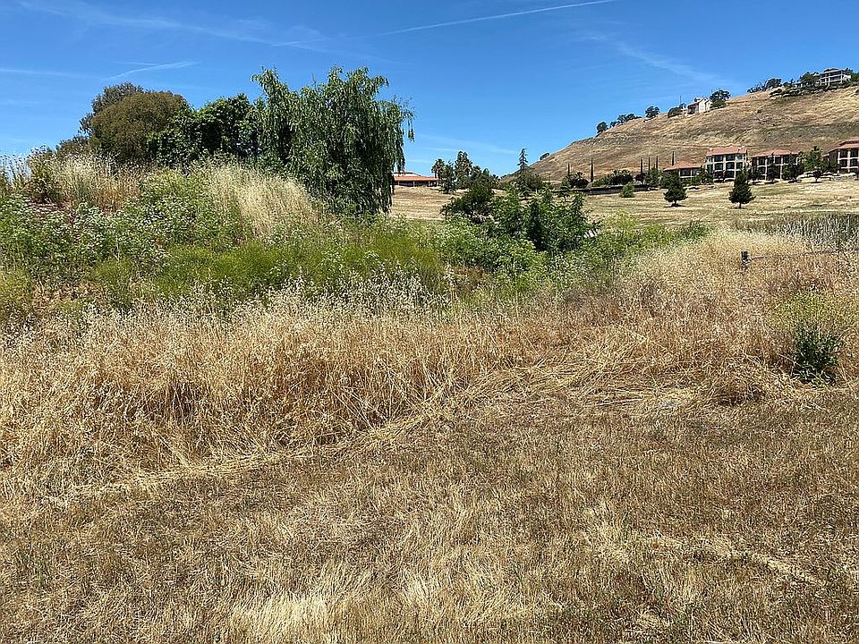 2nd image of 2325 Ranchito Dr