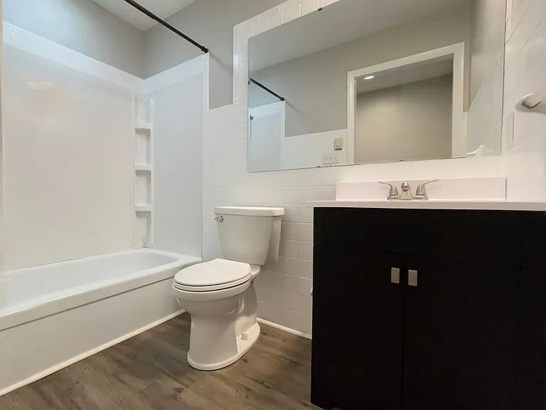 Preleasing For August! Close To Campus — Photo 11