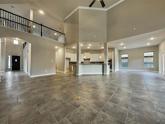 3rd image of 16626 Havasu Dr