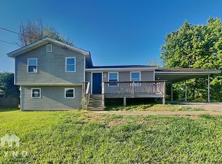 33 Brownsville Ct, Powder Springs, GA 30127