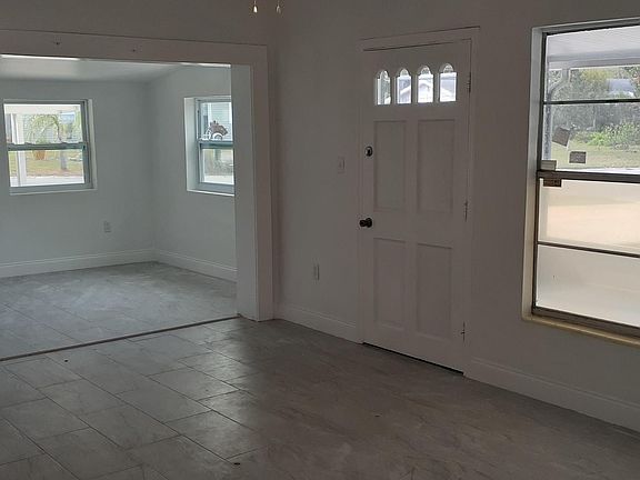5th image of 4485 Darden Ave