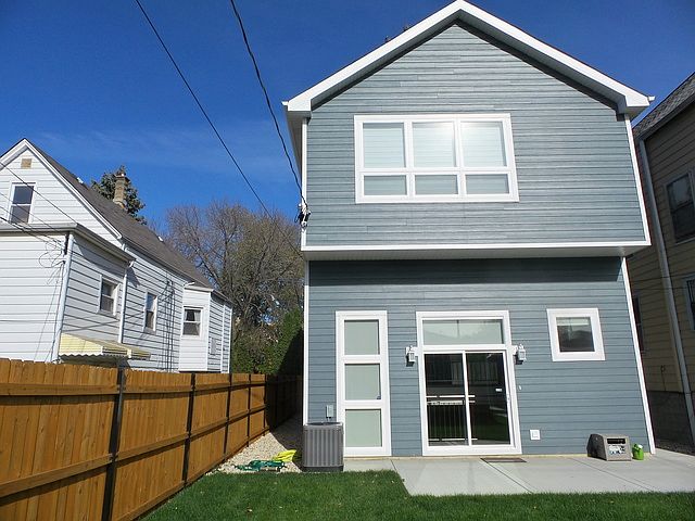 2nd image of 3331 W Cuyler Ave