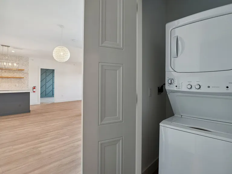 Chestnut Road Apartments — Photo 40