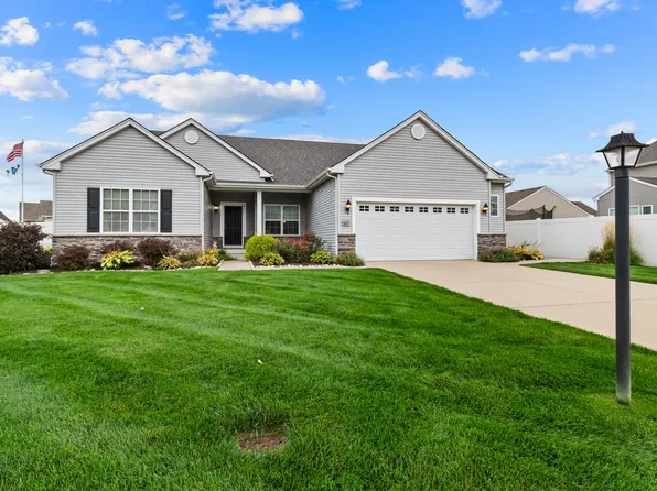 620 Edinburg Dr, Griffith, IN 46319