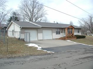 400 S 23rd St, Bethany, MO 64424
