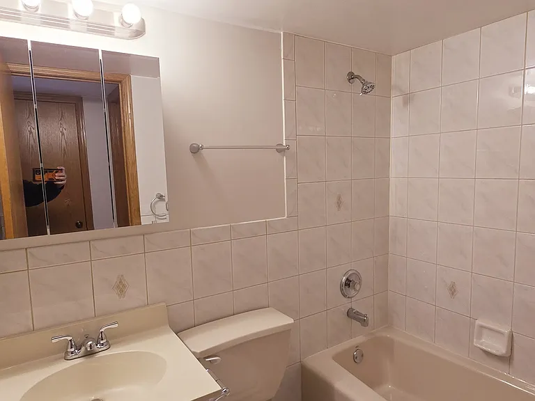 9517 Minnick - #2E — Photo 11