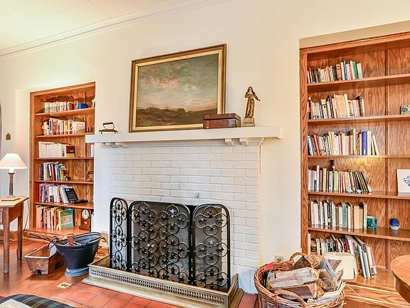 5th image of 618 S Ballantine Rd