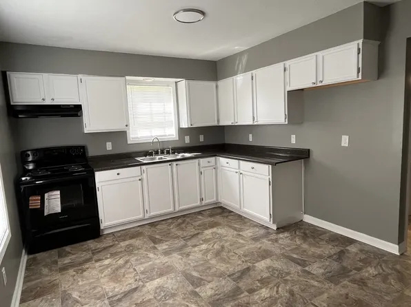 155 W Thomas St, Brownsville, TN