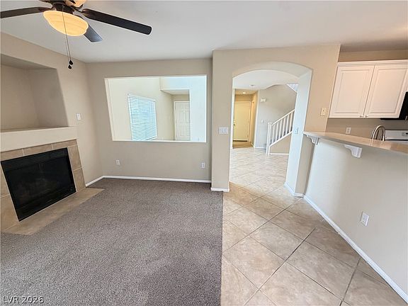 5th image of 578 Poplar Leaf St