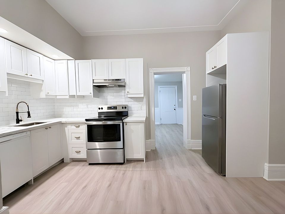 1st image of 47 Ontario Ave #3